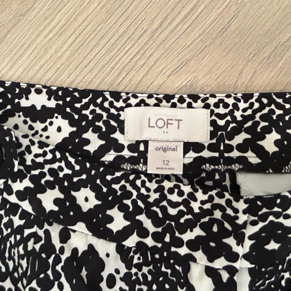 Loft Pattern Shorts - Picture 5 of 5